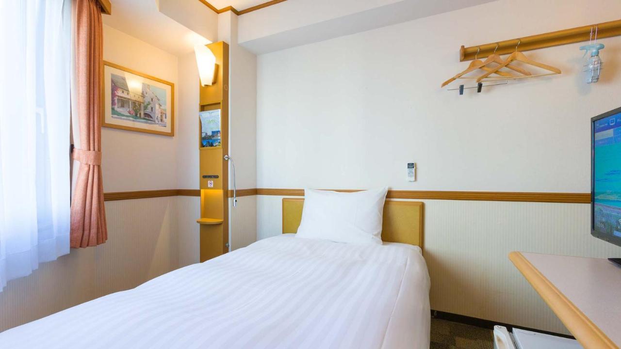 Toyoko Inn Osaka Tsuruhashi Ekimae Екстер'єр фото