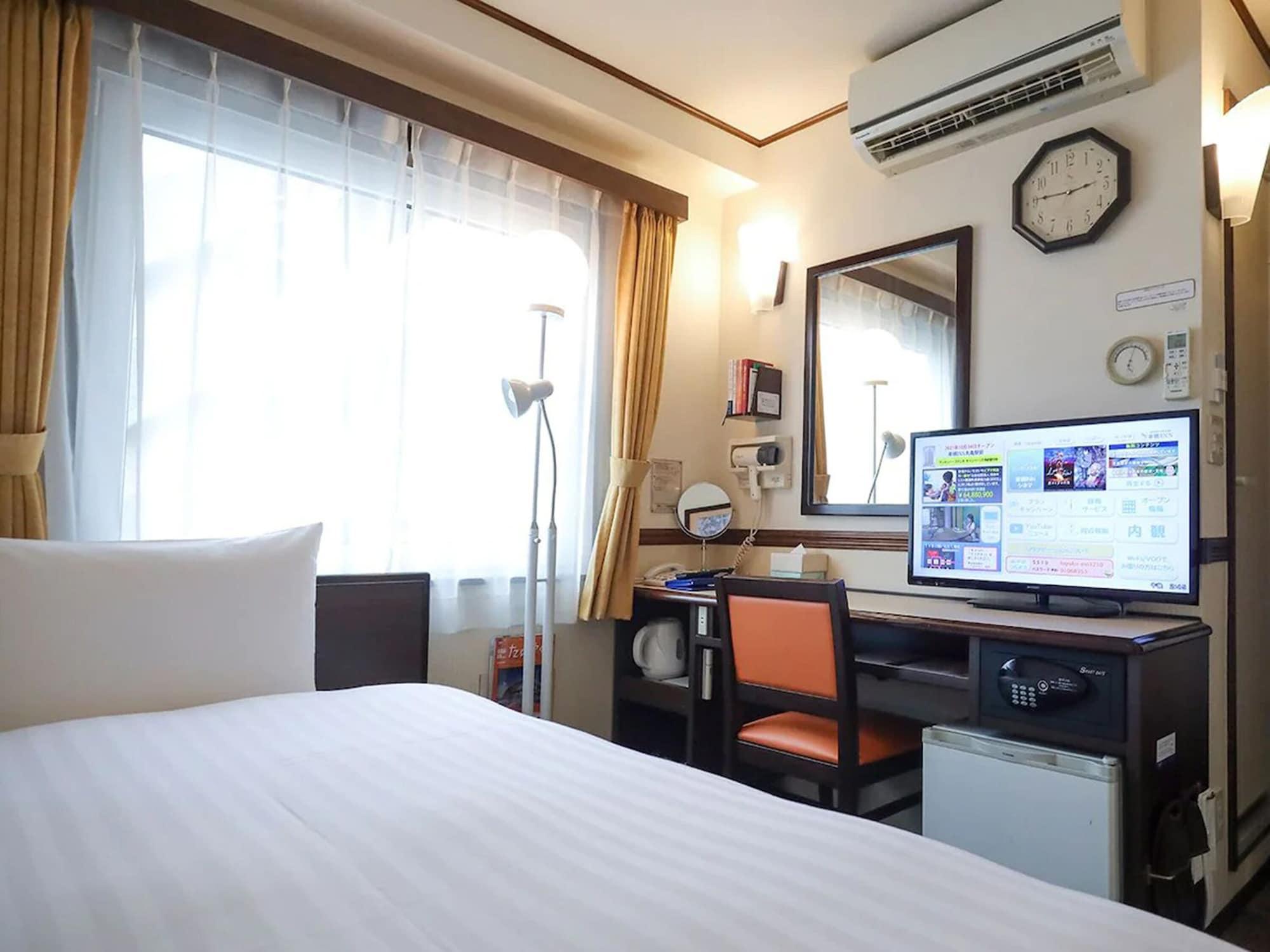 Toyoko Inn Osaka Tsuruhashi Ekimae Екстер'єр фото