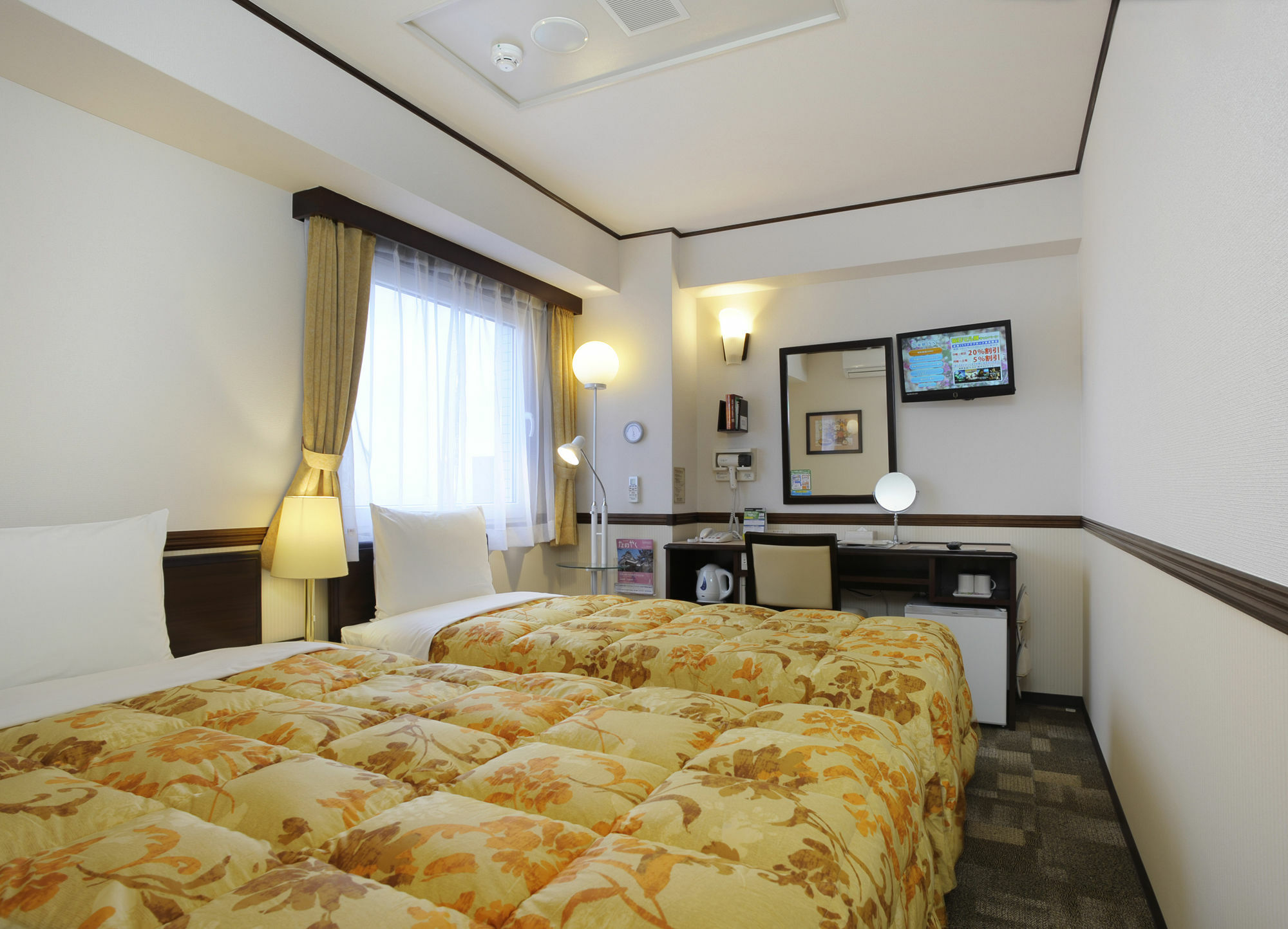 Toyoko Inn Osaka Tsuruhashi Ekimae Екстер'єр фото